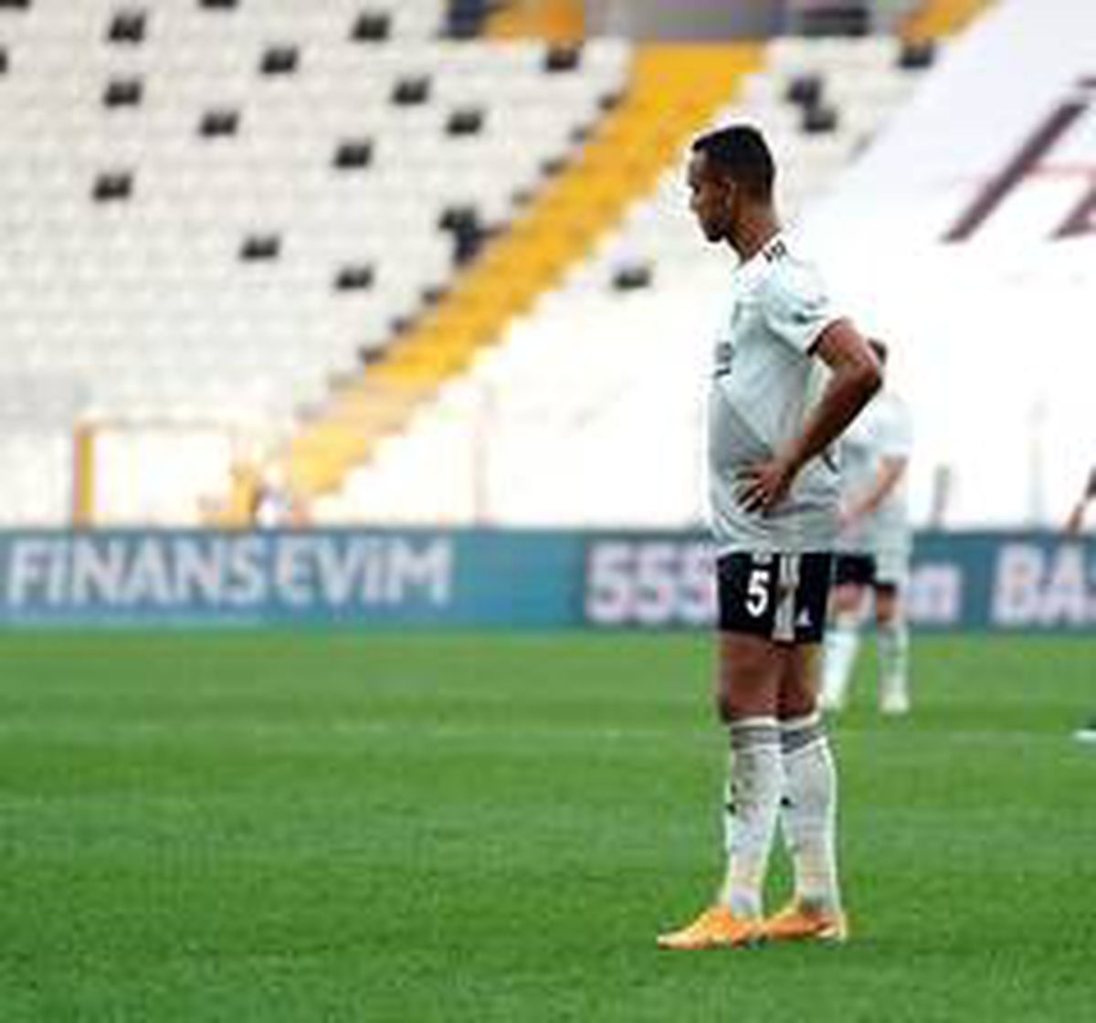 Josef de Souza tam not aldı