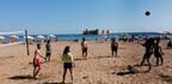 Kızkalesi sahili ekimde dolu