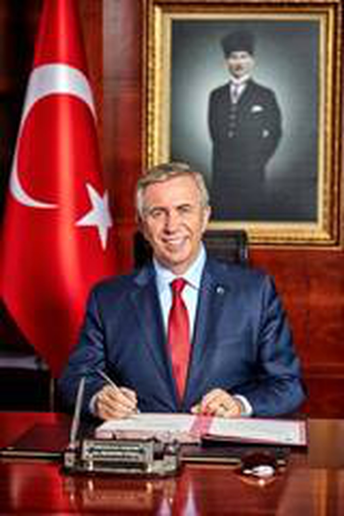 Mansur Yavaş\'tan "Atatürk\'ün Ankara hemşehriliği" mesajı