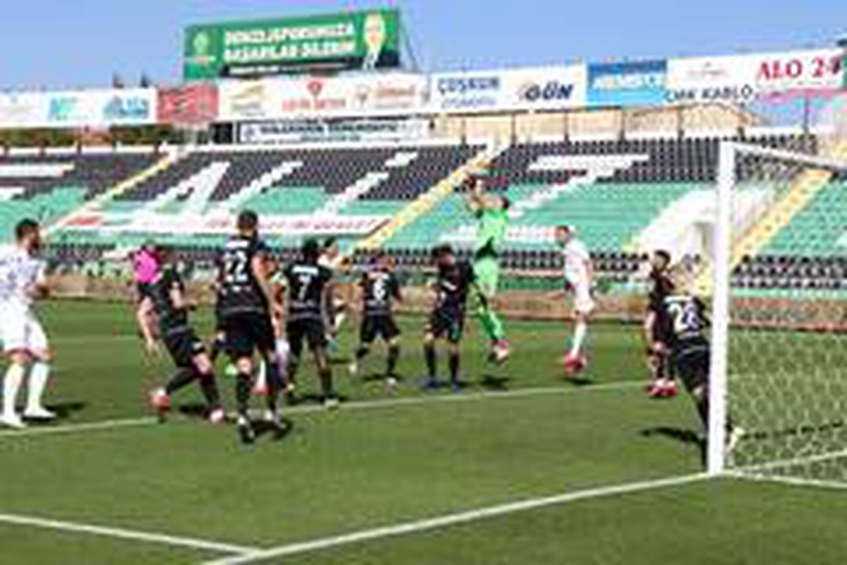 Süper Lig: Denizlispor: 0 Konyaspor: 0 (Maç devam ediyor)