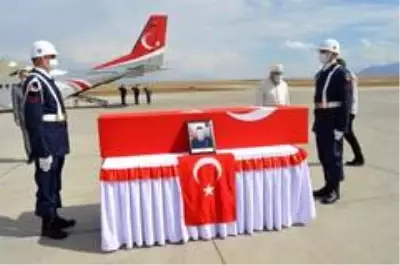 Ağrı'da şehit olan Uzman Çavuş Hüseyin Yırtıcı'nın naaşı Hatay'a uğurlandı