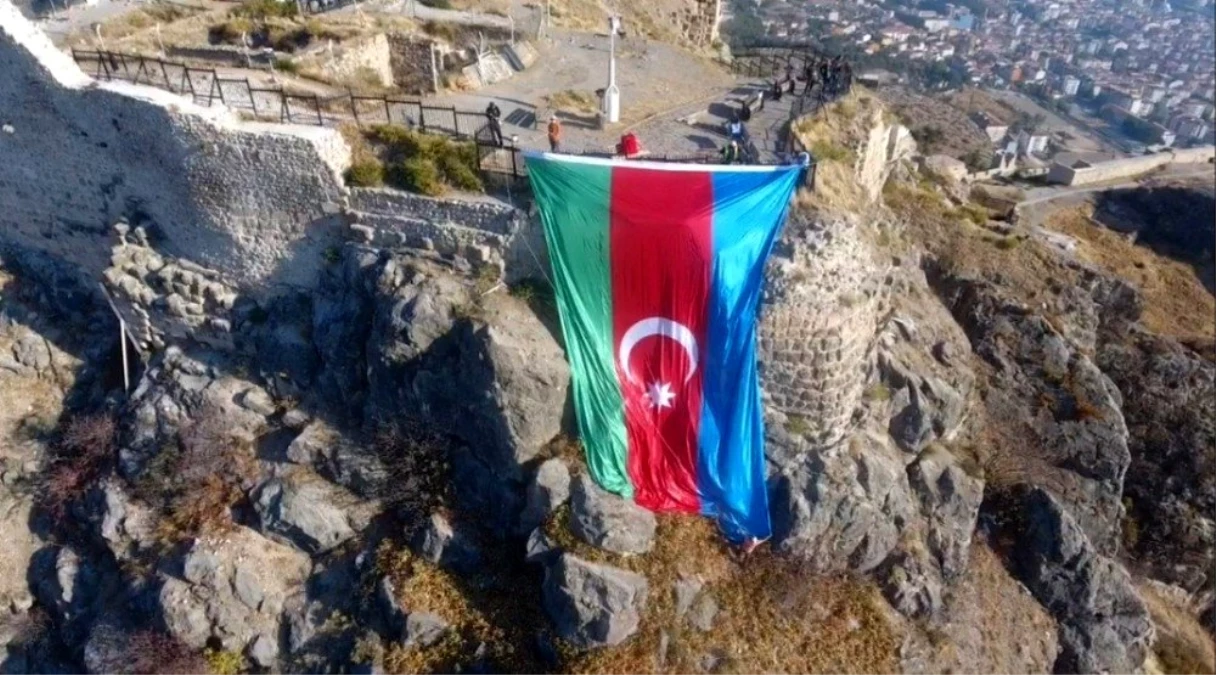 Amasya\'dan Azerbaycan\'a dev bayraklı destek