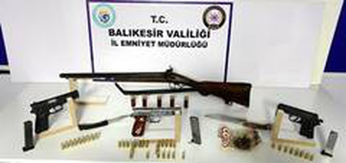 Ayvalık polisinden şok uygulamalar