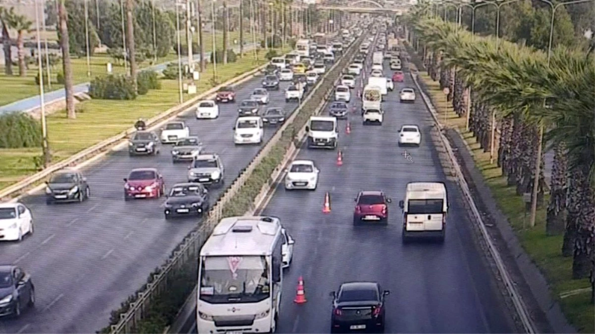 Başkan Soyer: "Kademeli mesai kent genelinde yaygınlaşırsa trafik sorun olmaktan çıkar"