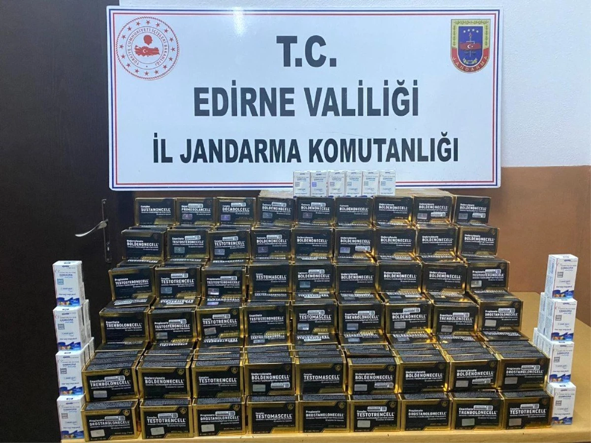 Son dakika haberleri: Edirne\'de 26 kutu uyarıcı hap ve 479 doping ilacı ele geçirildi