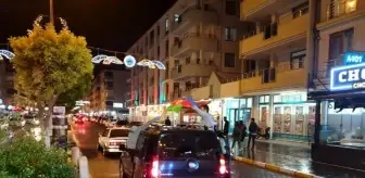 Azerbaycan'ın Cebrail şehrini kurtarmasını Iğdır'da konvoyla kutladılar
