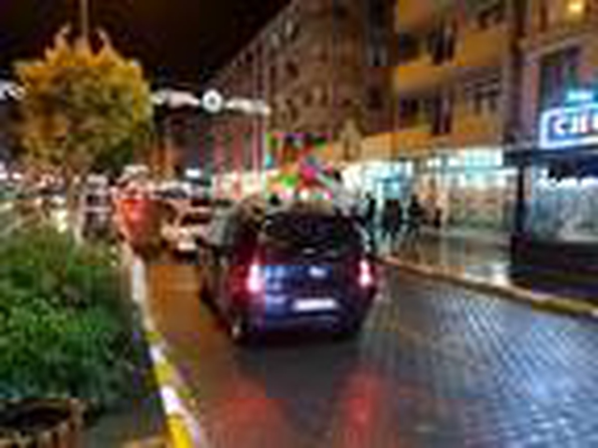 Azerbaycan\'ın Cebrail şehrini kurtarmasını Iğdır\'da konvoyla kutladılar