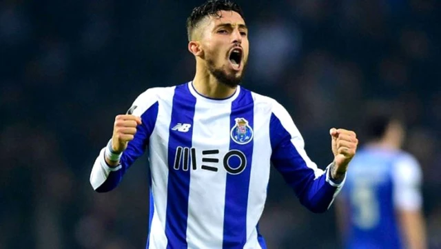 Manchester United Alex Telles'i transfer etti, Galatasaray'ın kasası doldu