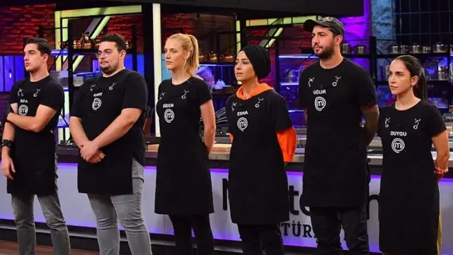 MasterChef’te hayrete düşüren olay Yarışmanın öne çıkan ismi plakanın sabote edilmesiyle elendi