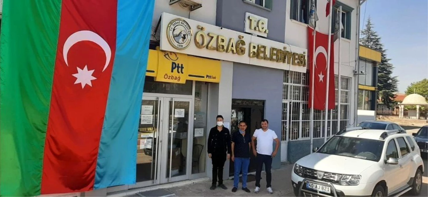 Özbağ Belediyesinden Azerbaycan\'a bayraklı destek