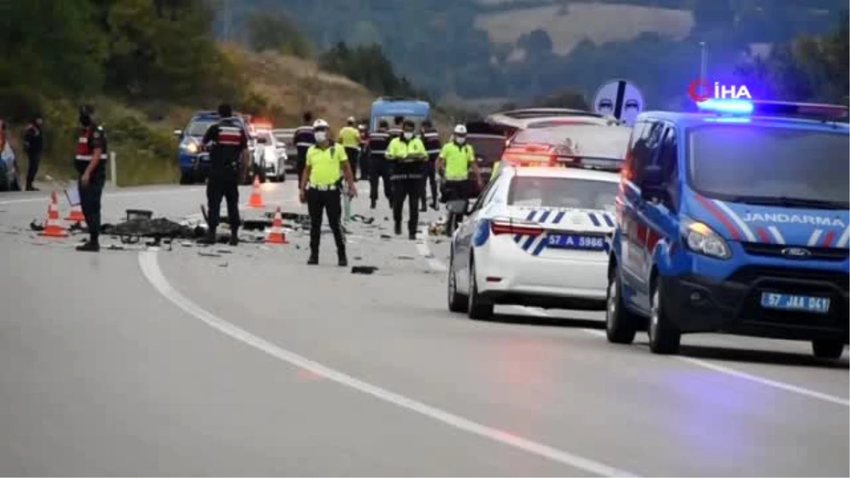 Sinop\'ta otomobil ile hafif ticari araç çarpıştı: 1 ölü, 5 yaralı