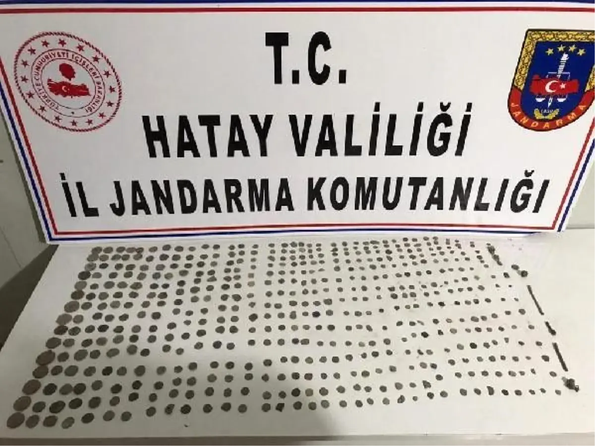 Hatay\'da motosiklette 516 tarihi sikke ele geçirildi