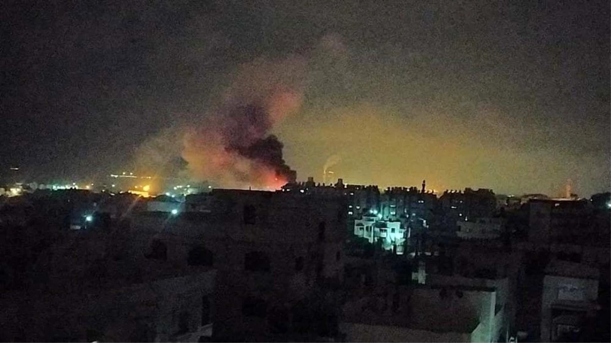 Son dakika haberleri: İsrail savaş uçakları Gazze\'de Hamas\'a ait bir mevziyi vurdu