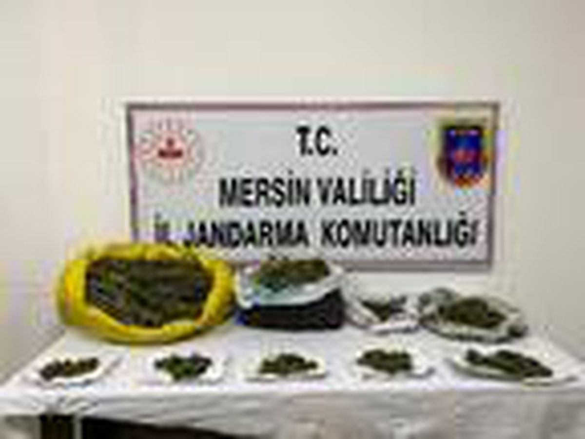 Mersin\'de \'motosikletli torbacı\' yakalandı