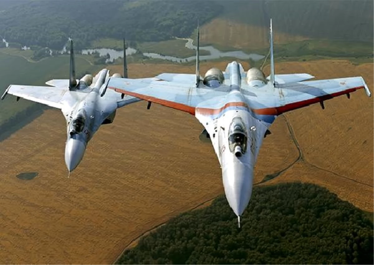 Rus savaş uçakları, İngiltere\'ye ait savaş uçaklarını engelledi