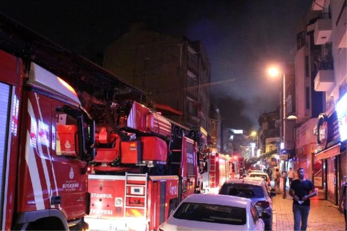 Son dakika... Beşiktaş\'ta dönercide korkutan yangın