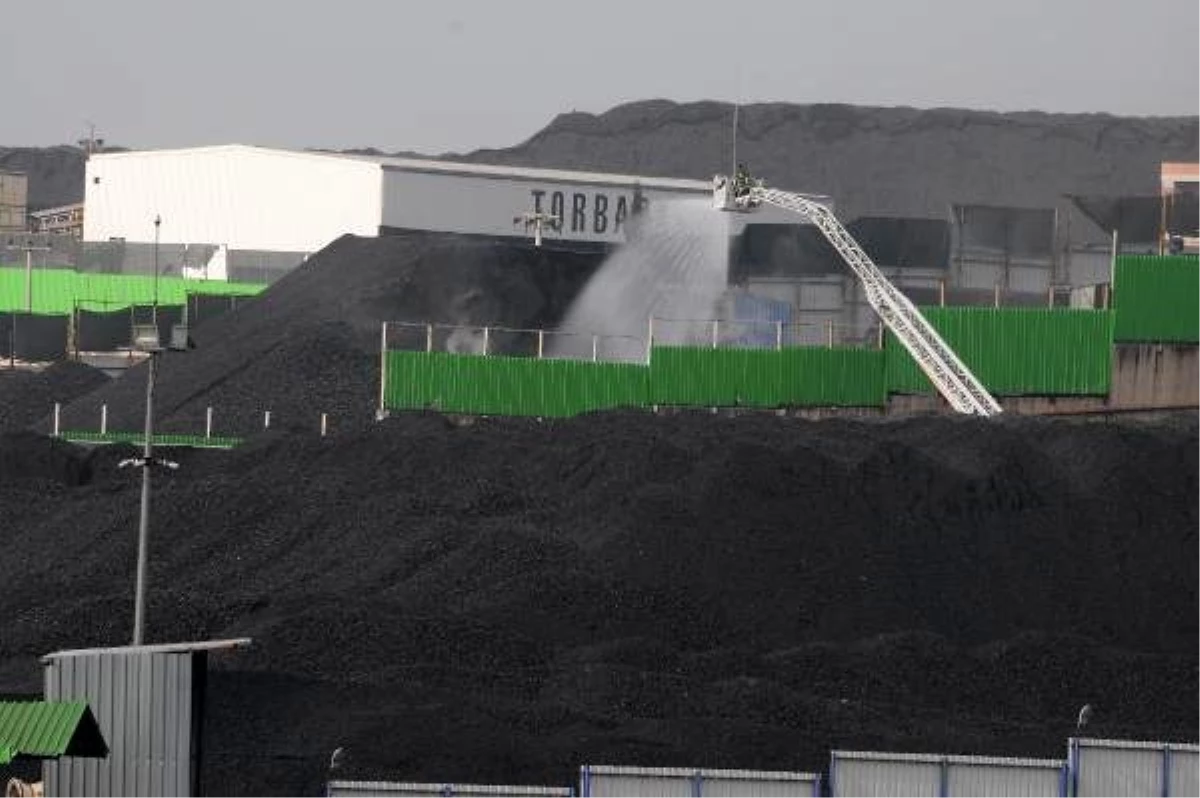 Depolanan kömürler yandı, firmaya 265 bin lira çevre cezası kesildi