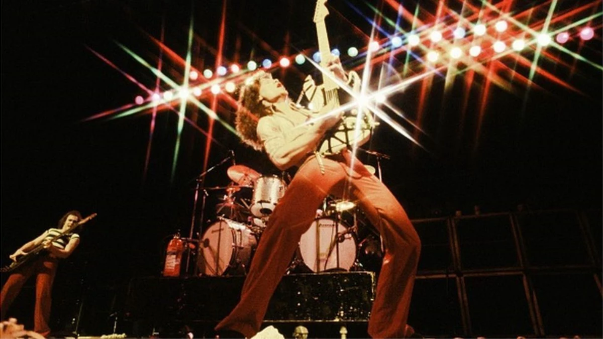 Eddie Van Halen: \'Rock\'ın Mozart\'ı\' gitarist 65 yaşında hayatını kaybetti