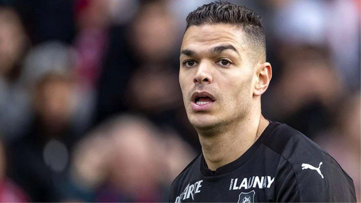 Fenerbahçe\'nin gündemindeki Ben Arfa, Bordeaux ile anlaştı