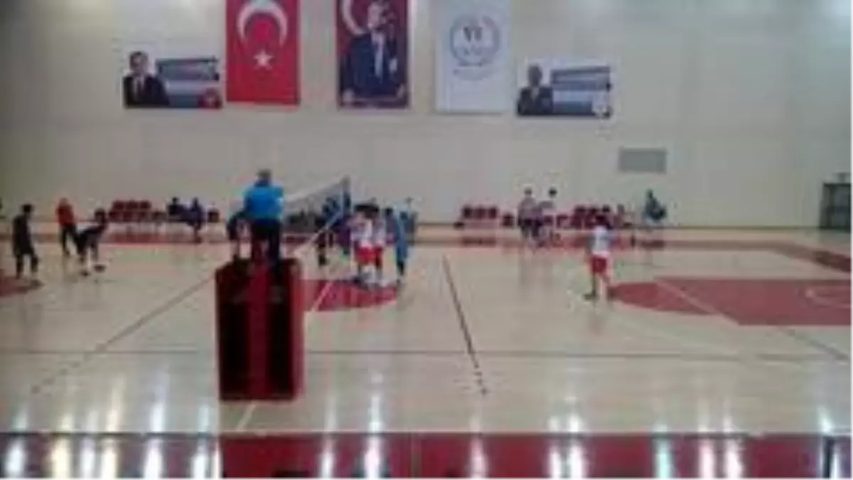 Melikgazi Belediyespor Voleybol Takımı yine galip geldi