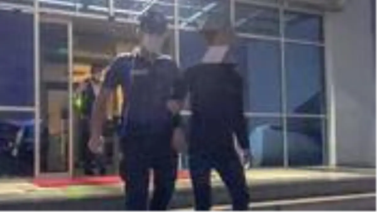 Doğum yapan 14 yaşındaki kız çocuğuna cinsel istismarda bulunan 15 yaşındaki şüpheli tutuklandı