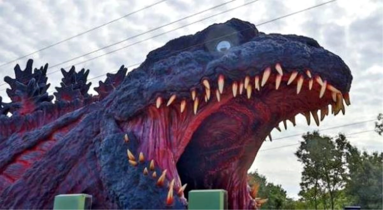 Dünyanın ilk gerçek boyutlu Godzilla parkı Japonya\'da açılıyor