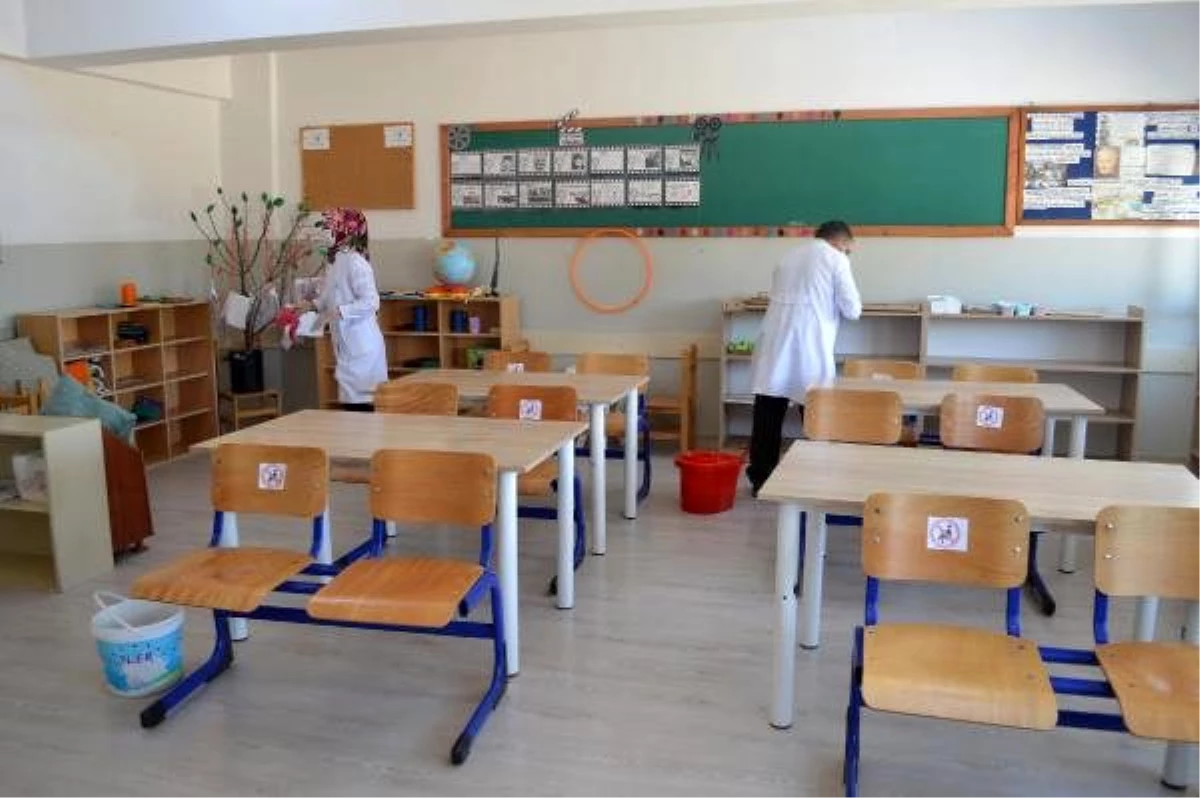 Elazığ\'daki köy okulları eğitime hazırlanıyor