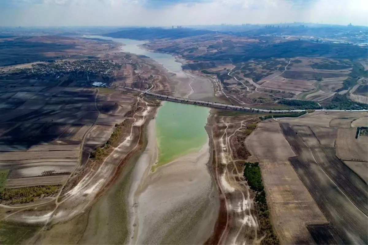 İstanbul\'da ektili olan sağanak yağmur barajlara etki etmedi