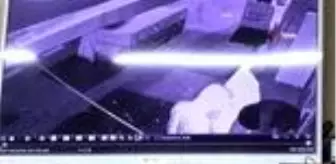 Saniyeler içinde marketi soydular