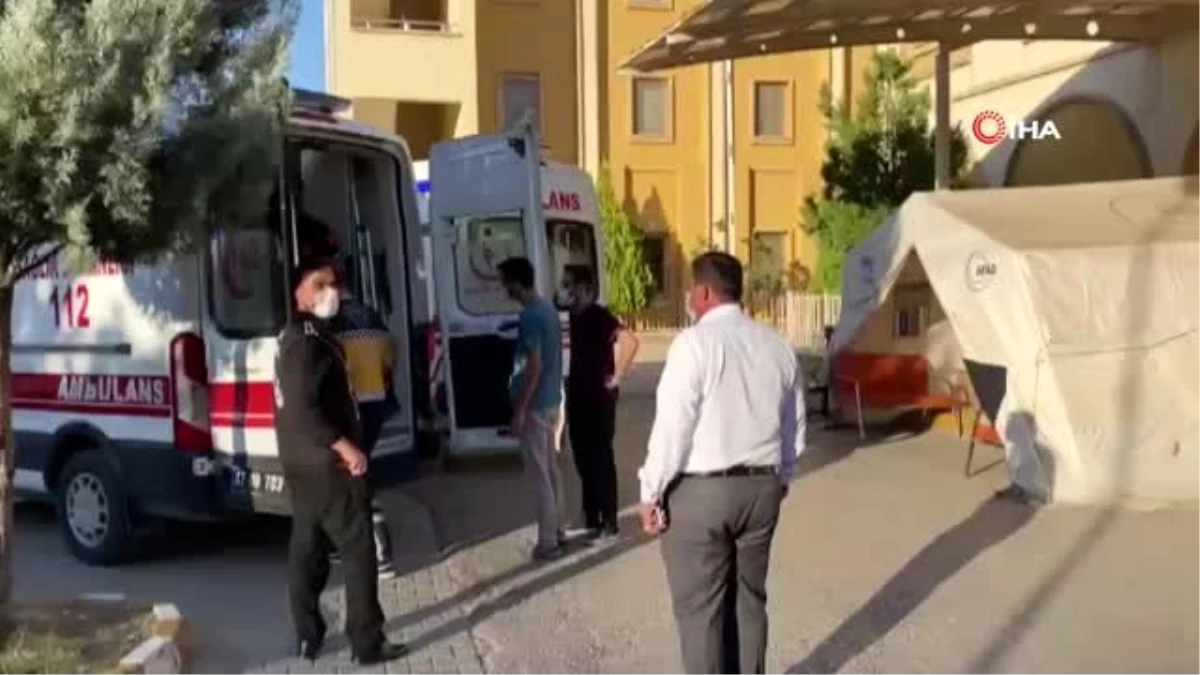 Ulaştırma ve Altyapı Bakanı Karaismailoğlu\'nun konvoyunda kaza: 2 yaralı