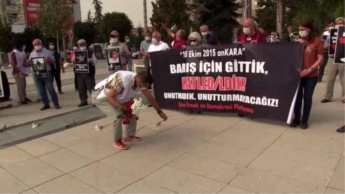 Ankara Garı önündeki terör saldırısında ölenler anıldı