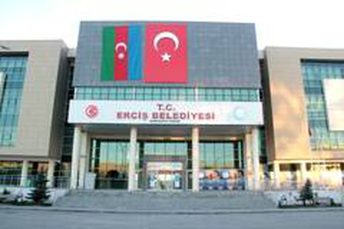 Erciş Belediyesinden Azerbaycan\'a destek