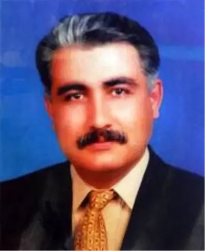 Son dakika haberleri! Otobüste kalp krizi geçiren emekli emniyet müdürünün naaşını eşi ve oğlu taşıdı