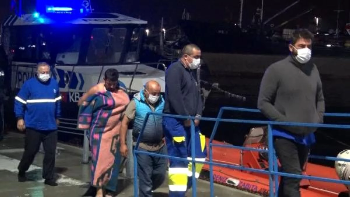 Samatya Sahili açıklarında balıkçı teknesi battı; 2 kişi hayatını kaybetti