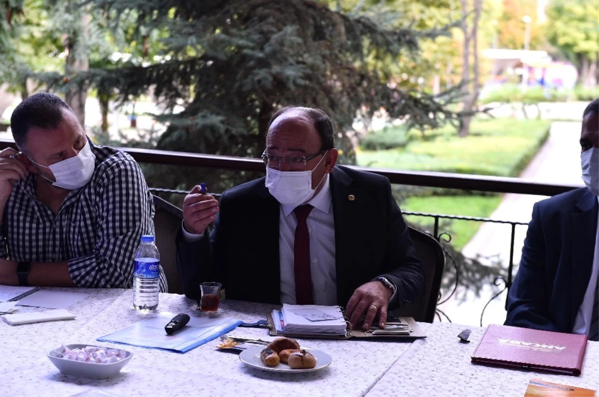 Ankara Kent Konseyi görüntü kirliliğini masaya yatırdı