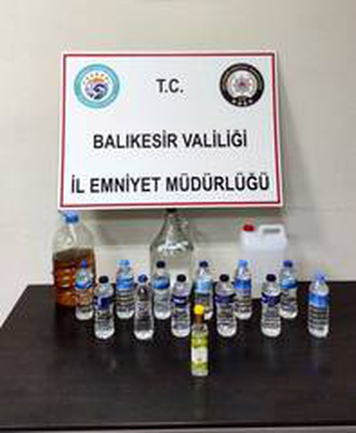 Balıkesir\'de sahte içki operasyonu
