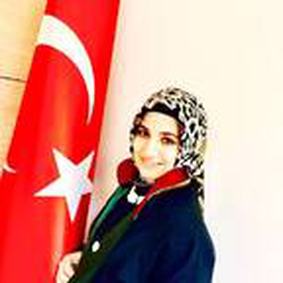 Kadın avukatı tehdit eden şüpheliye ev hapsi cezası