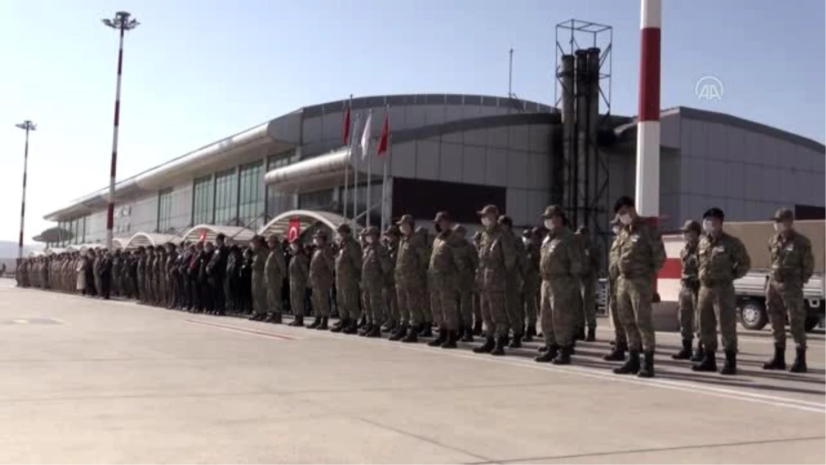 Şehit Jandarma Astsubay Kıdemli Çavuş Dokumacı, törenle memleketine uğurlandı