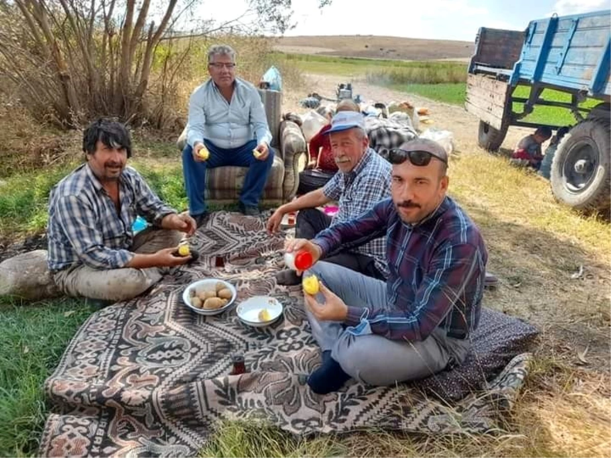 Seyitgazi Ziraat Odası Başkanı Erden çiftçilerin sorunlarını dinledi