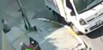 Üzerine araç sürdükleri vatandaşları soyan yankesiciler kamerada