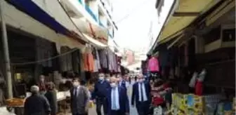 Devrek Belediye Başkanı Çetin Bozkurt, pazar yerini denetledi