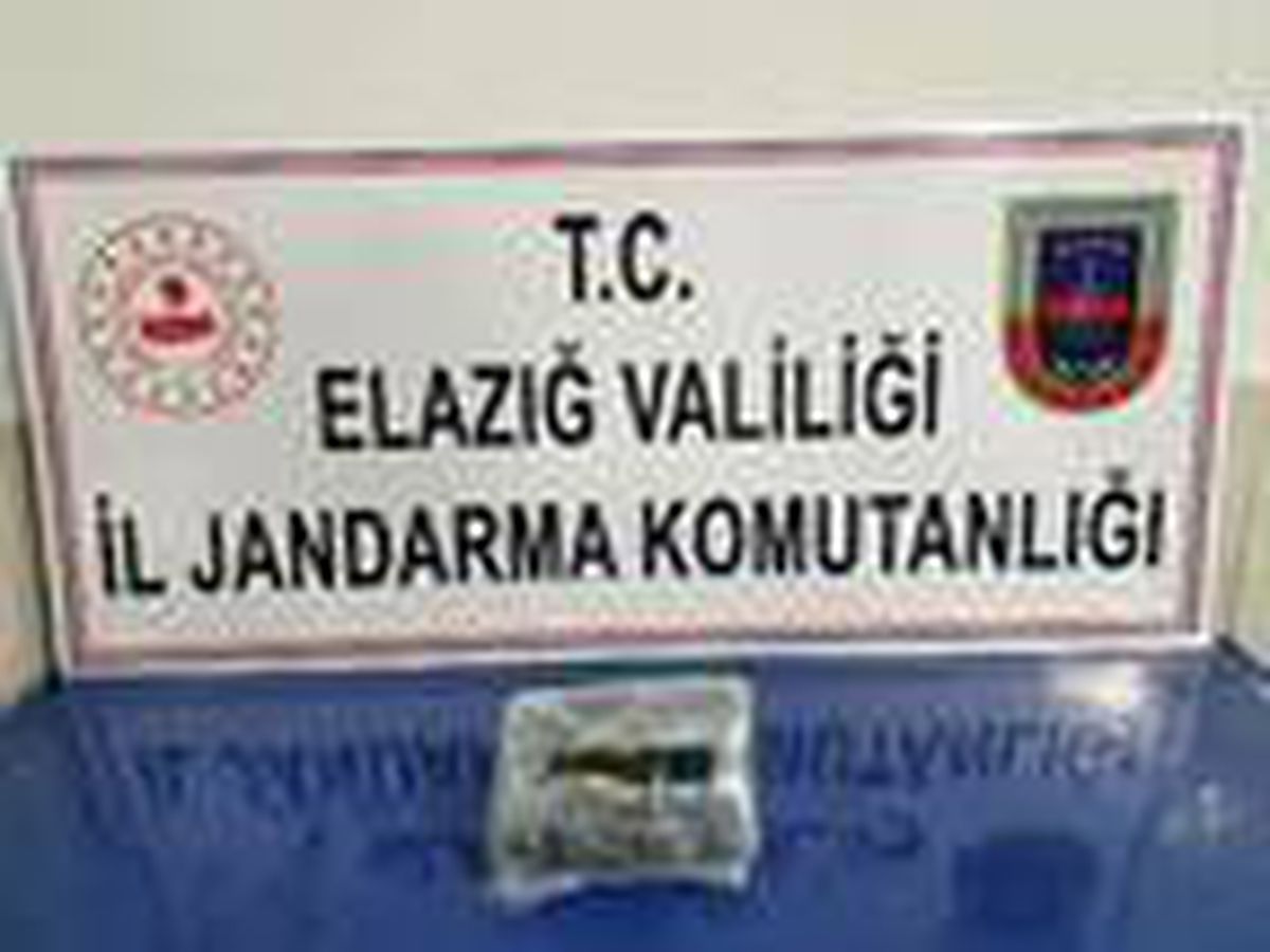 Elazığ\'a uyuşturucu getirirken yakalandı