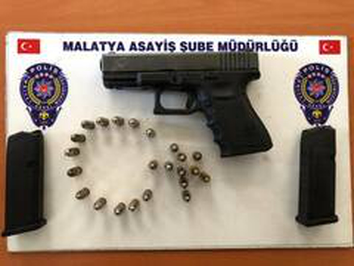 Son dakika haberleri | Malatya\'da ruhsatsız silah taşıyan 5 kişi gözaltında