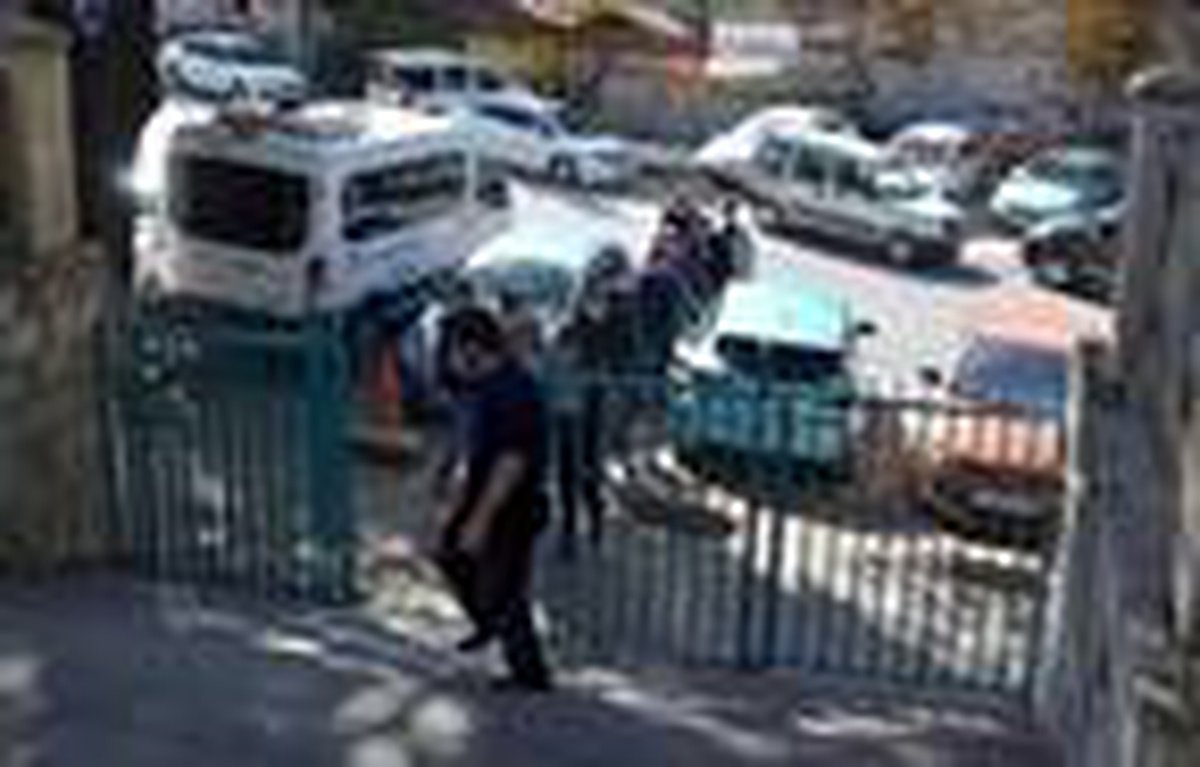 Yüklü miktarda parayla yakalanan 21 FETÖ şüphelisi adliyede