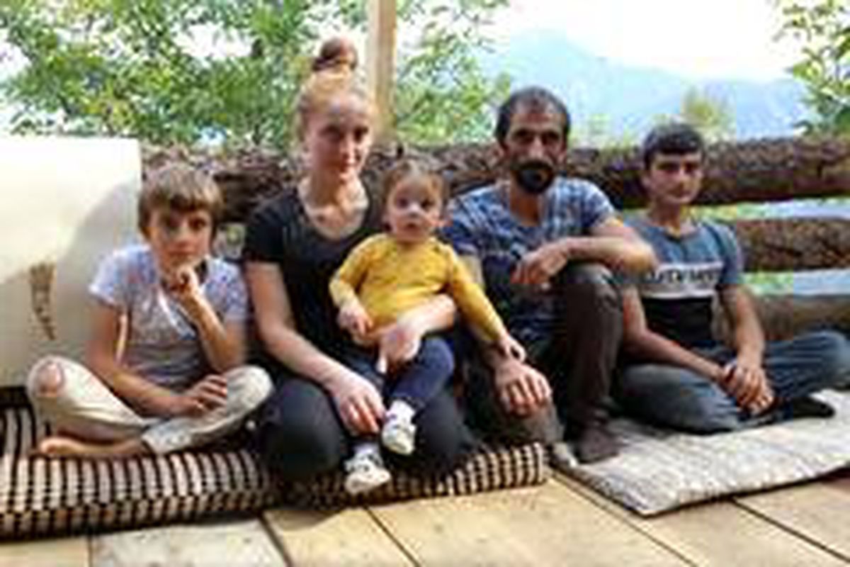 Son dakika haberi: Artvin\'de kanser hastası baba ve eğitim mağduru çocukları yardım bekliyor