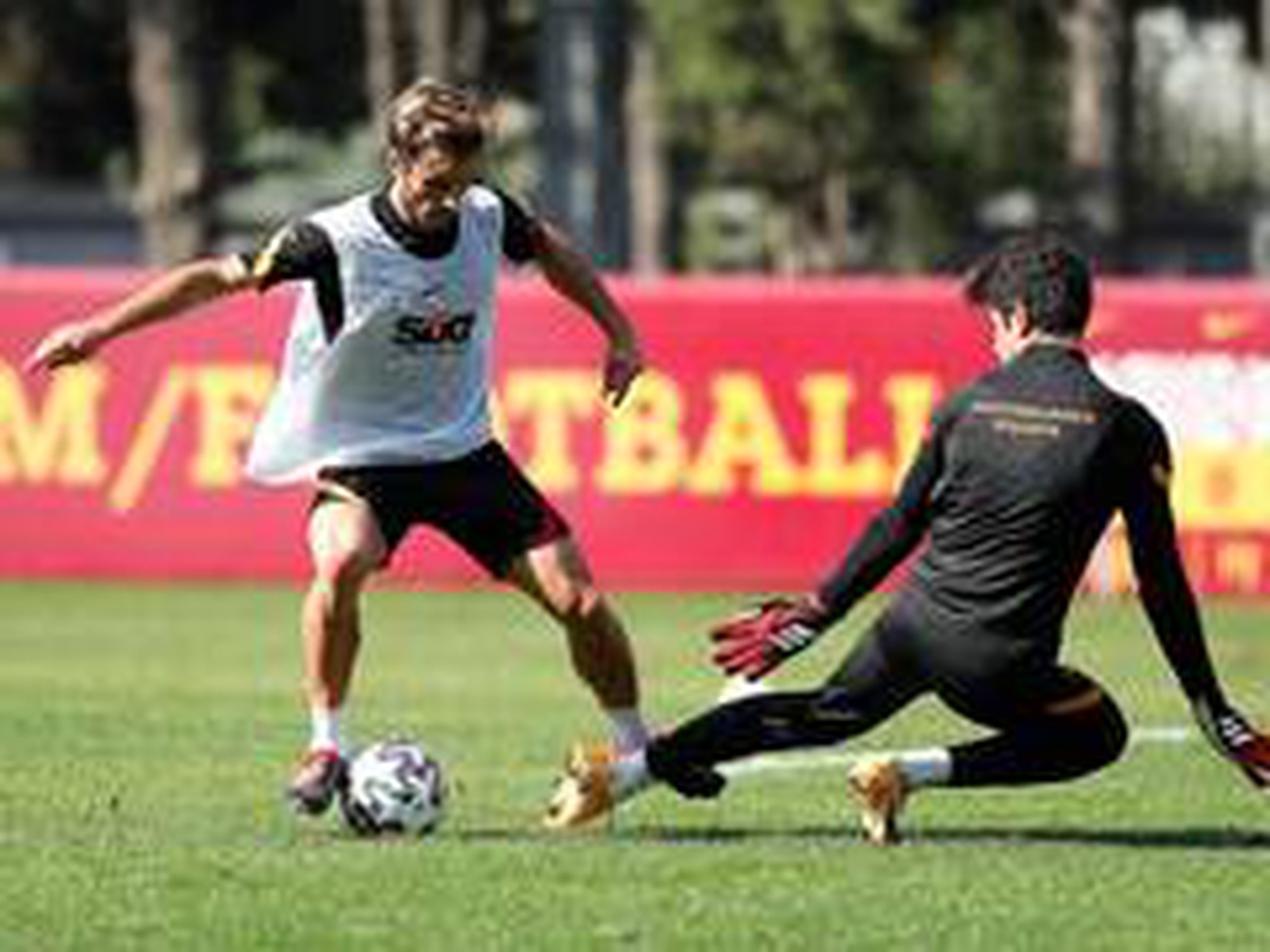 Galatasaray\'da Alanyaspor mesaisi devam etti