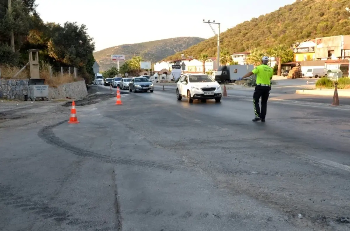 Son dakika haberleri! Kuşadası\'da polis aranan 4 şüpheliyi yakaladı