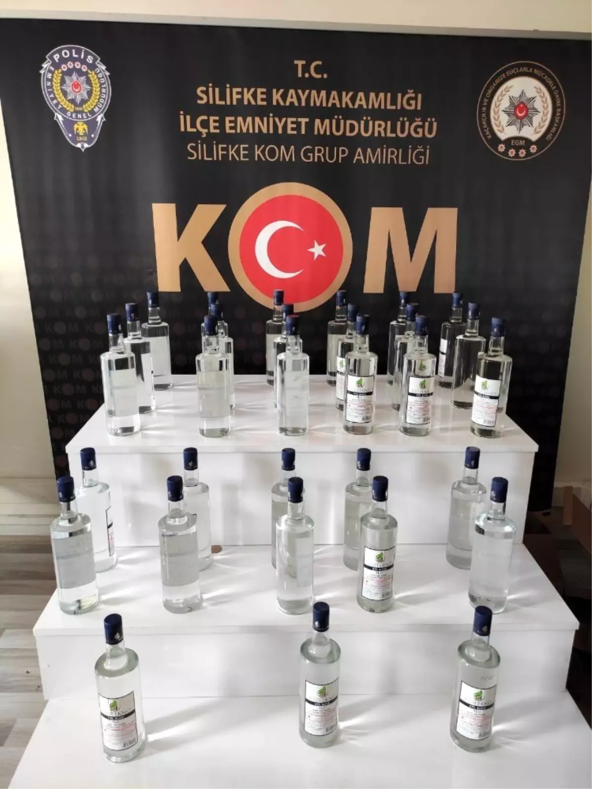 Mersin\'de 32 litre sahte etil alkol ele geçirildi