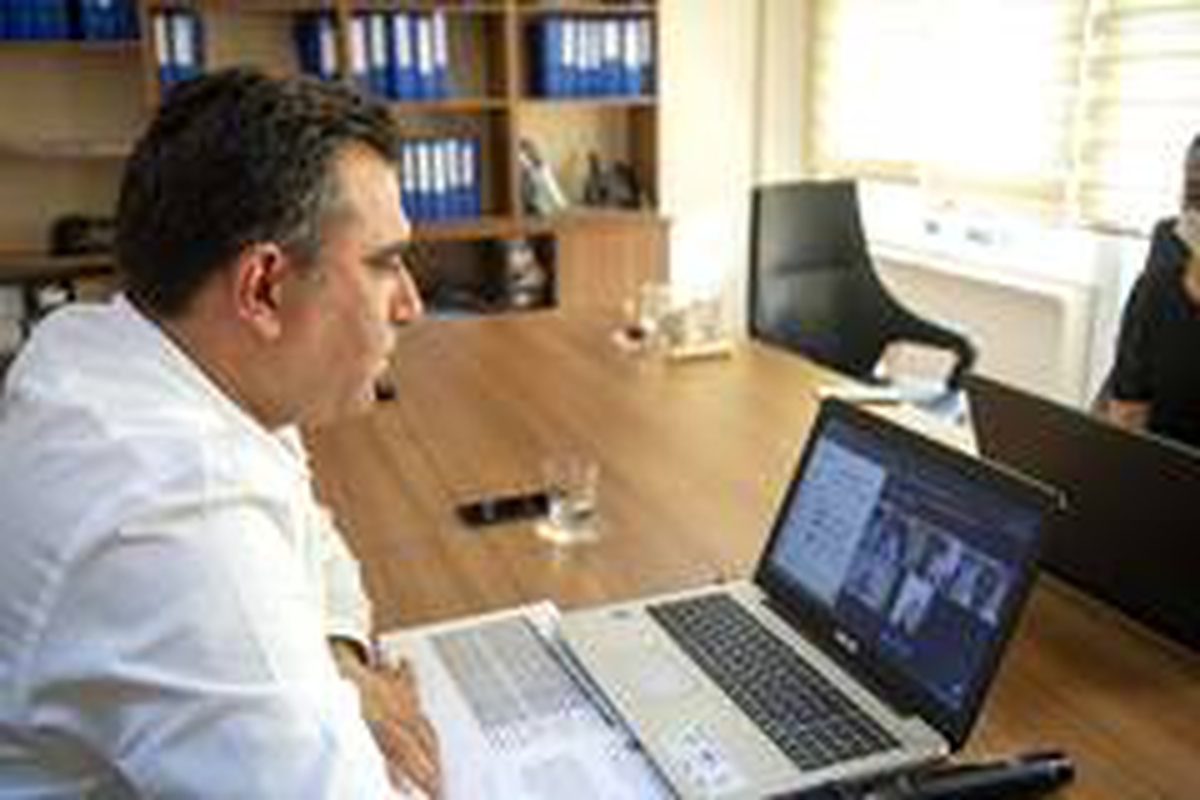 Belediyelerin sosyal hizmetler daire başkanları online olarak bir araya geldi