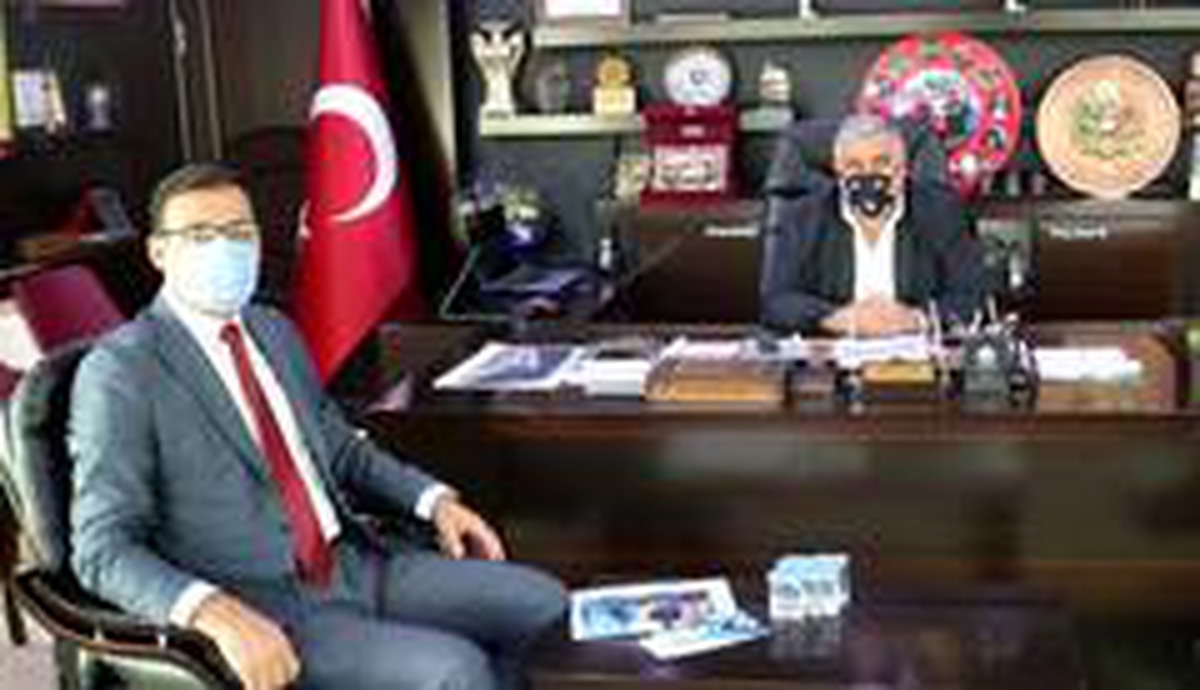 ÇESOB\'u ziyaret eden SSK İl Müdürü Ömer Tök;